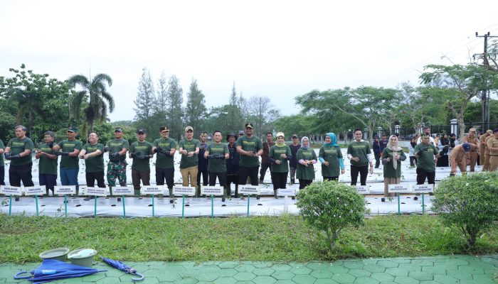 Semangat Menanam,  Rumah Dinas Gubernur Jadi Percontohan