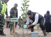 Safrizal Dorong Gerakan Menanam Pohon