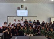 PWI Babar Menggelar Pelatihan Jurnalistik di SMKN 1 Parittiga