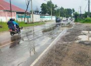 Lagi-lagi, BPJN Babel Dikeluhkan Pengguna Jalan Lamban Pemeliharaan Rutin Jalan