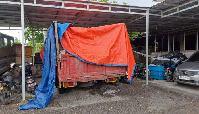 Muatan Tidak Dilengkapi Dokumen, Dump Truk Merah Diamankan Polairud