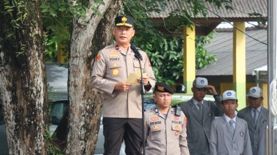 Jadi Pembina Upacara di SMAN 1 Pangkalpinang, Wakapolda Ajak Guru Siswa Tolak dan Berantas Geng Motor